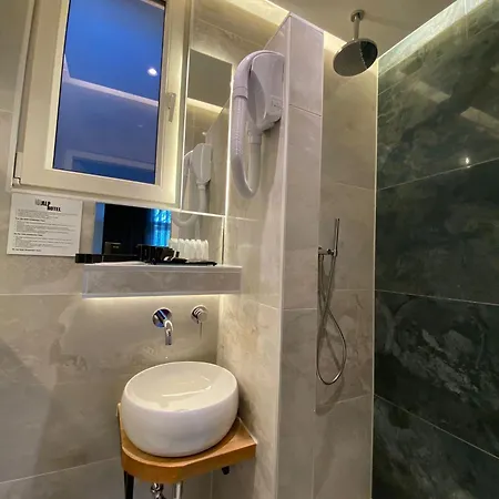Hotell Alp 2*