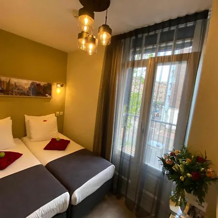 Alp Hotell 2*