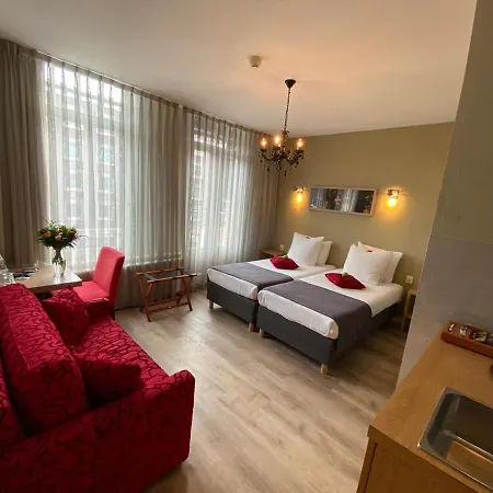 Alp Hotell